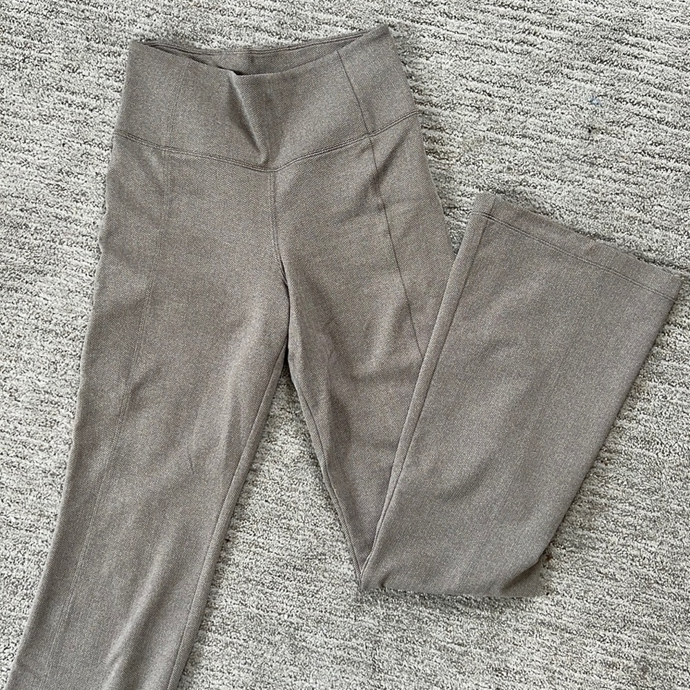 ATHLETA flare leggings